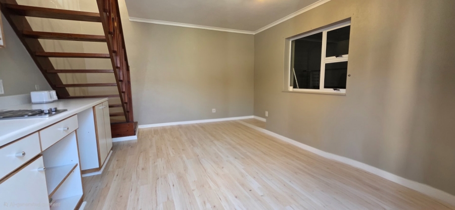 To Let 1 Bedroom Property for Rent in Voelklip Western Cape